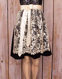 Lace apron short cream