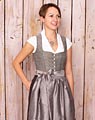 "Eging" Dirndl with apron